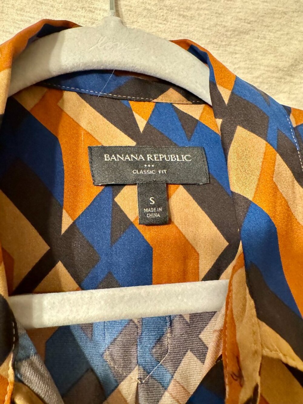Banana Republic geometric print blouse – size S – blue/orange - Picture 3 of 5